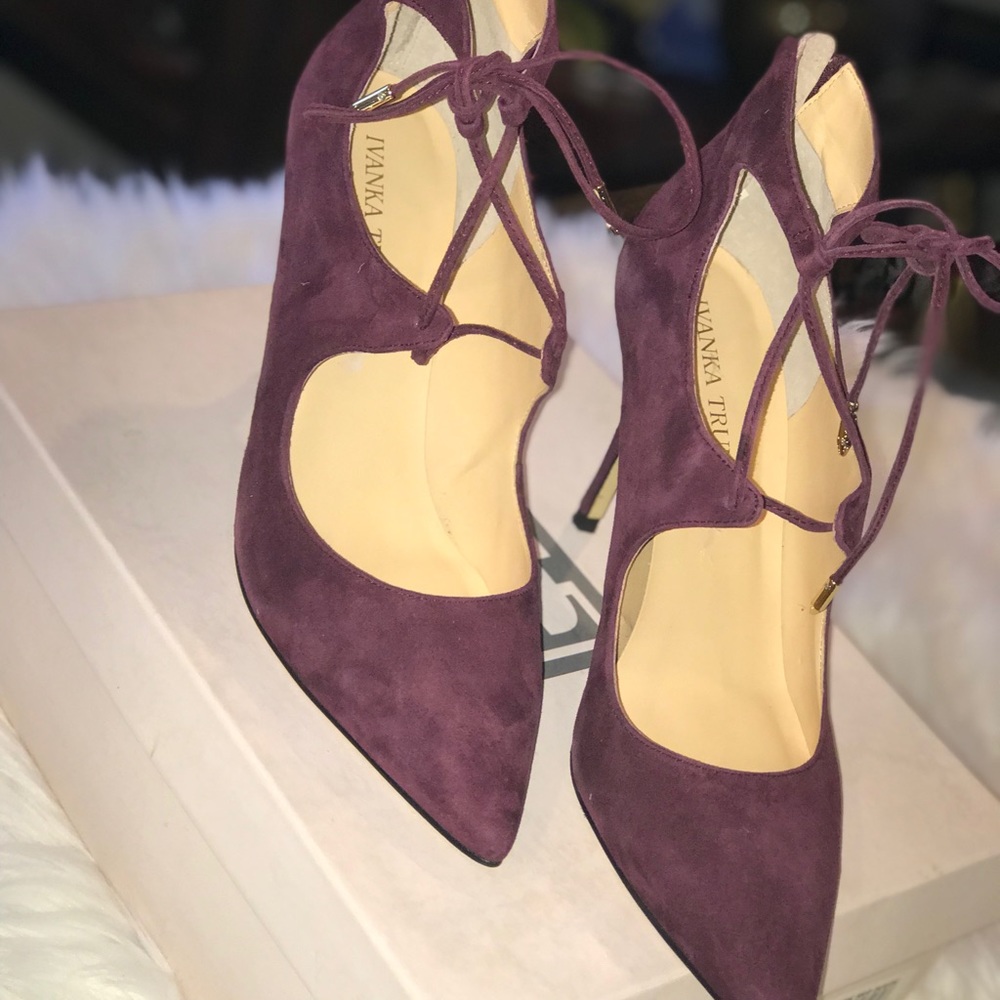 IVANKA  TRUMP Deenal Lace Up Pointed Pumps